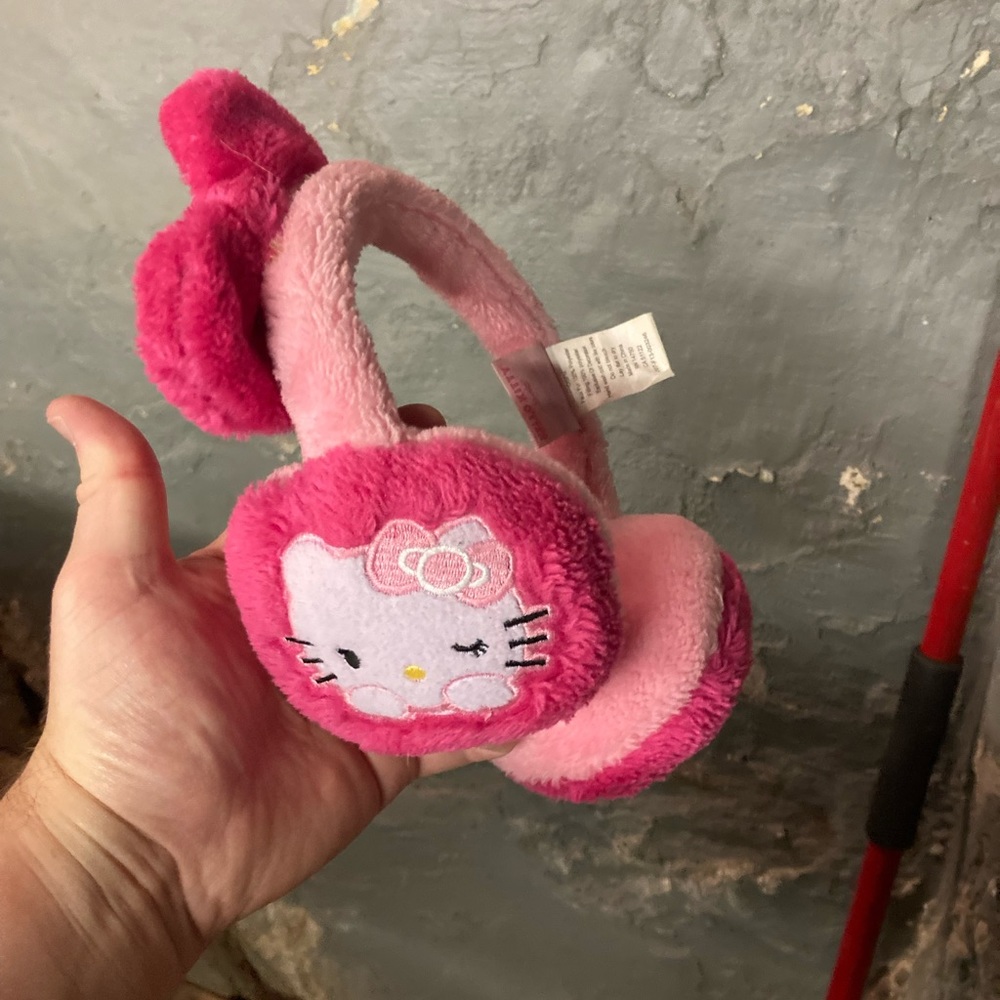 Hello kitty items - Picture 2 of 2